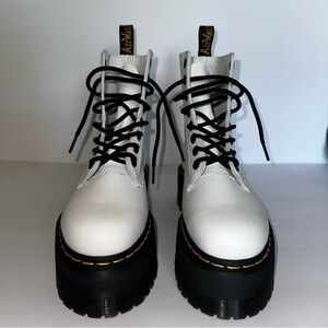 Dr. Martens s7 Platform Max White Leather Women's Boots New. Pascal leather.
